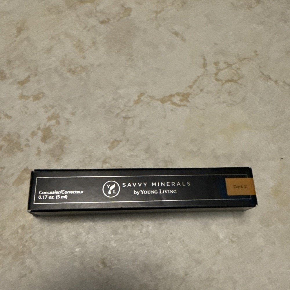Savvy Minerals by Young Living Concealer ~ Dark 2  NEW WITH BOX